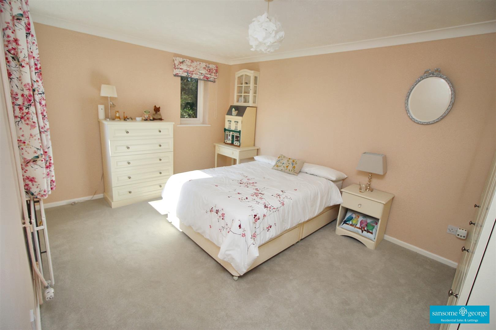 Edenhall Close, Tilehurst, Reading